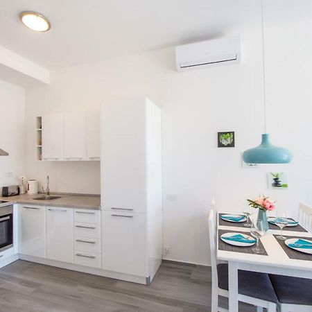 Apart Sky Residence With Sea View In Delmar Budva Extérieur photo