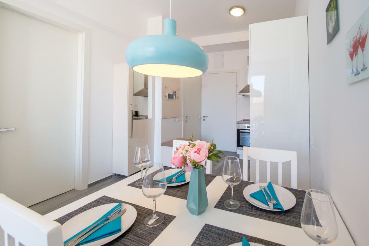 Apart Sky Residence With Sea View In Delmar Budva Extérieur photo